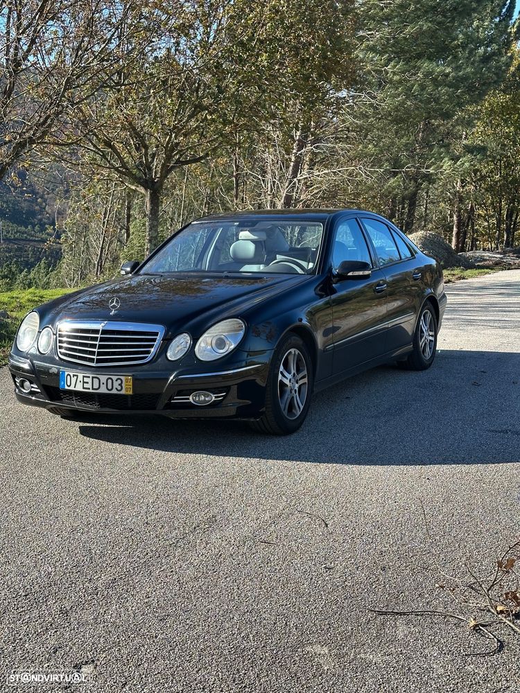 Mercedes-Benz E 220 CDi Avantgarde - 3