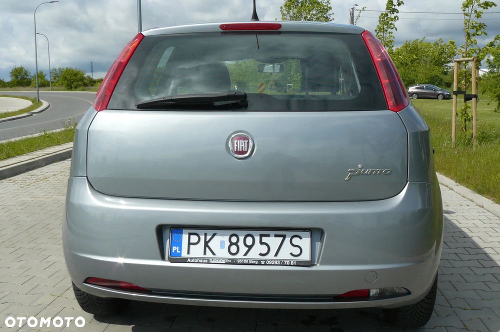 Fiat Grande Punto - 12