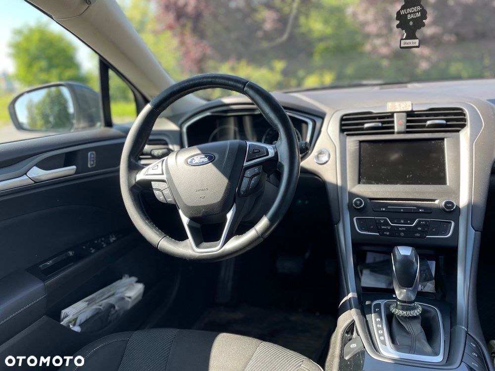 Ford Mondeo 2.0 TDCi Titanium PowerShift - 9