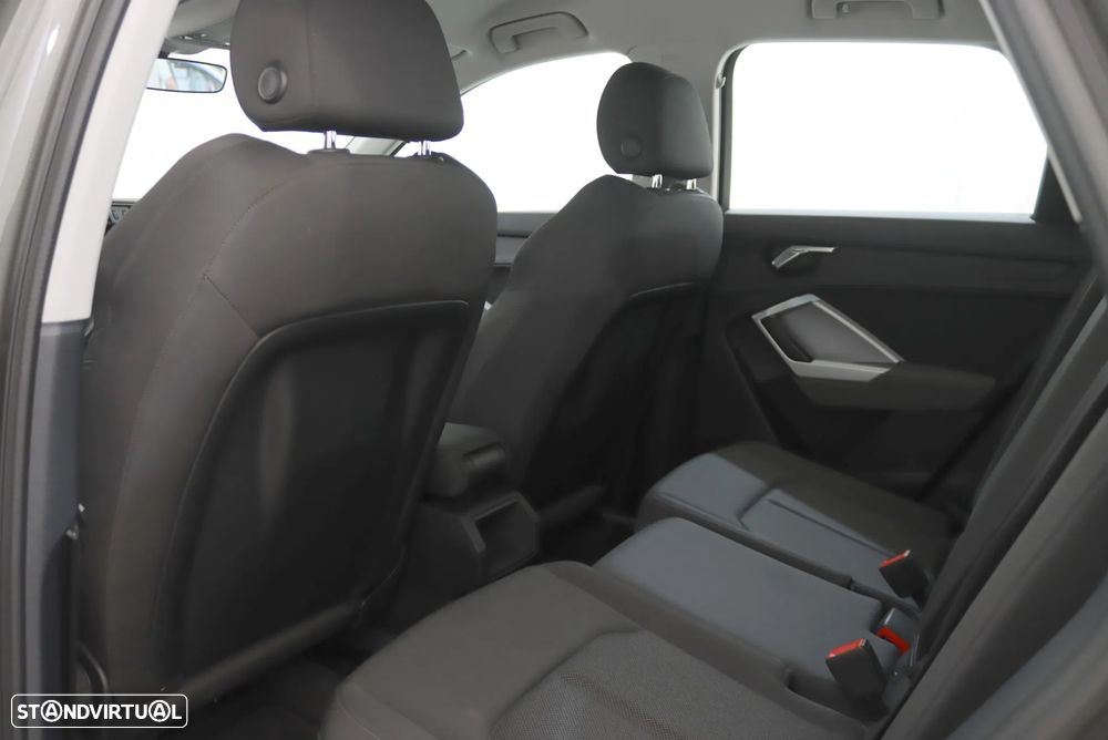 Audi Q3 35 TFSI S line - 21