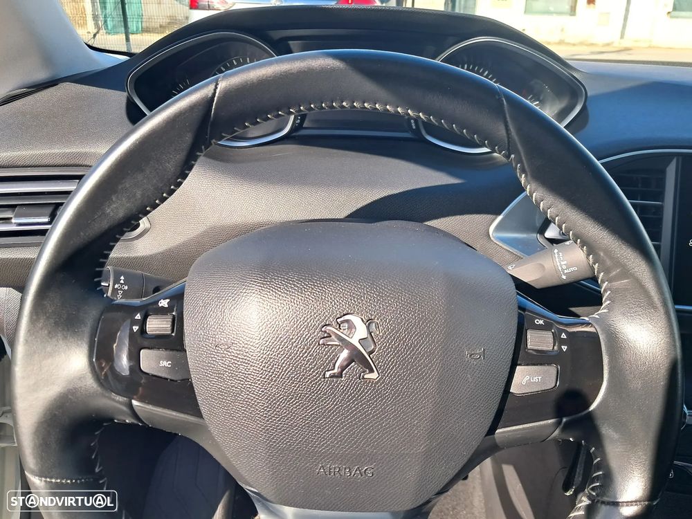 Peugeot 308 SW 1.2 PureTech Active J17 - 6