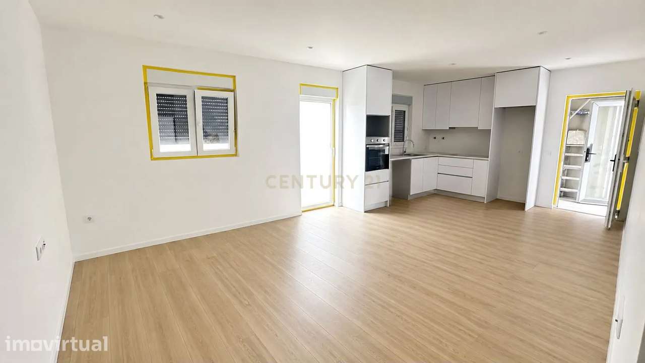 Moradia T2 com 2 WC totalmente remodelada na Quinta do Picado - Grande imagem: 2/12