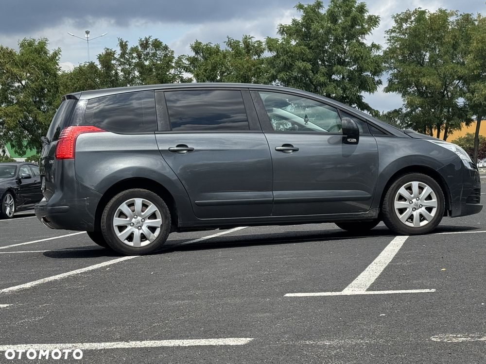 Peugeot 5008 HDI FAP 110 Platinum - 4