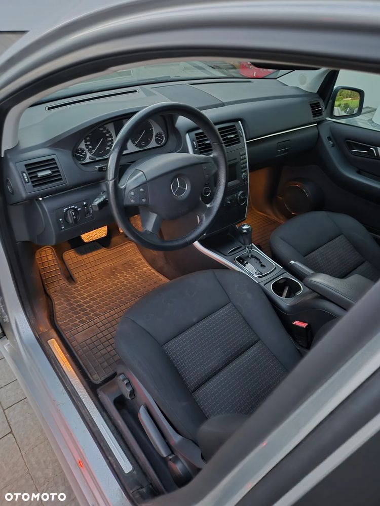 Mercedes-Benz Klasa B 180 CDI DPF Autotronic - 9