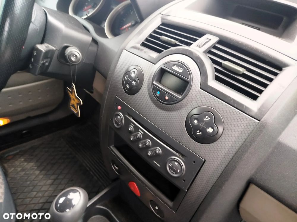 Renault Megane 1.5 dCi Avantage - 17