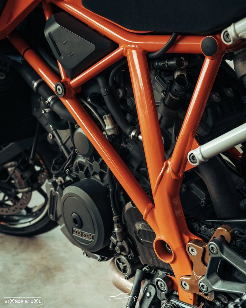 KTM Superduke - 11