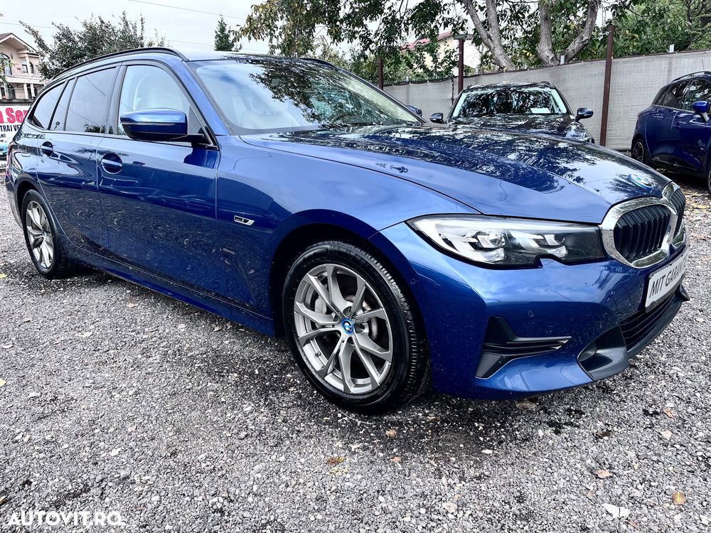 BMW Seria 3 330e Aut. Luxury Line - 4