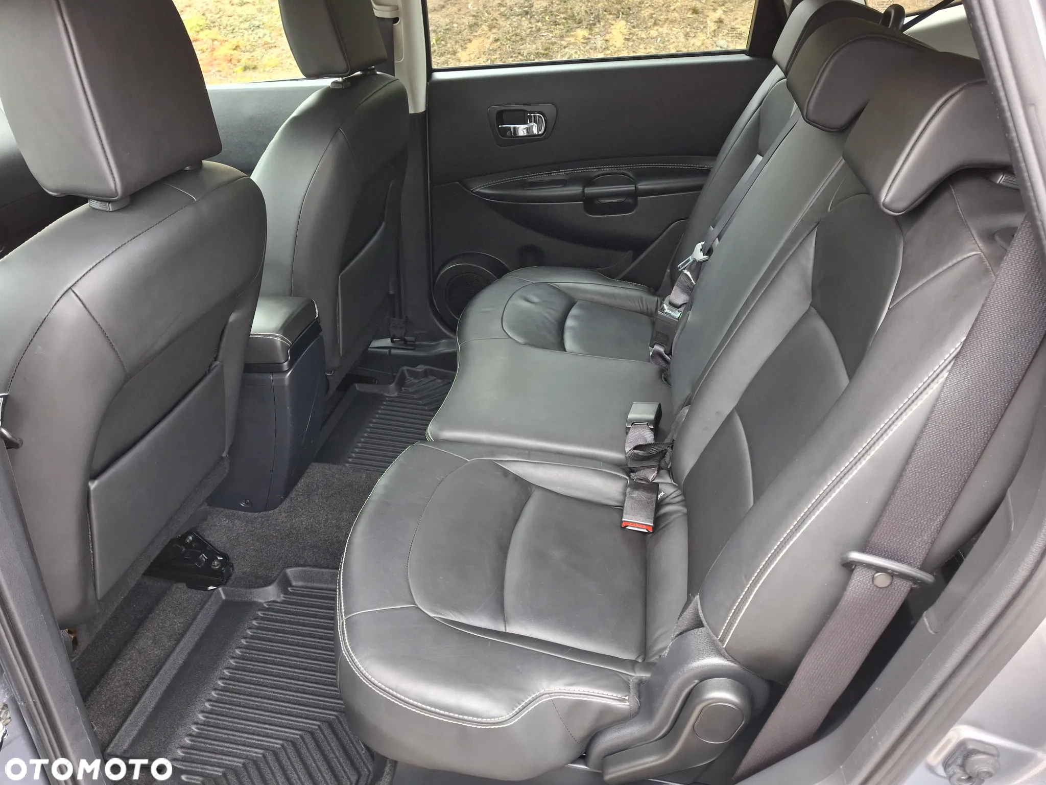 Nissan Qashqai+2 2.0 Acenta - 26