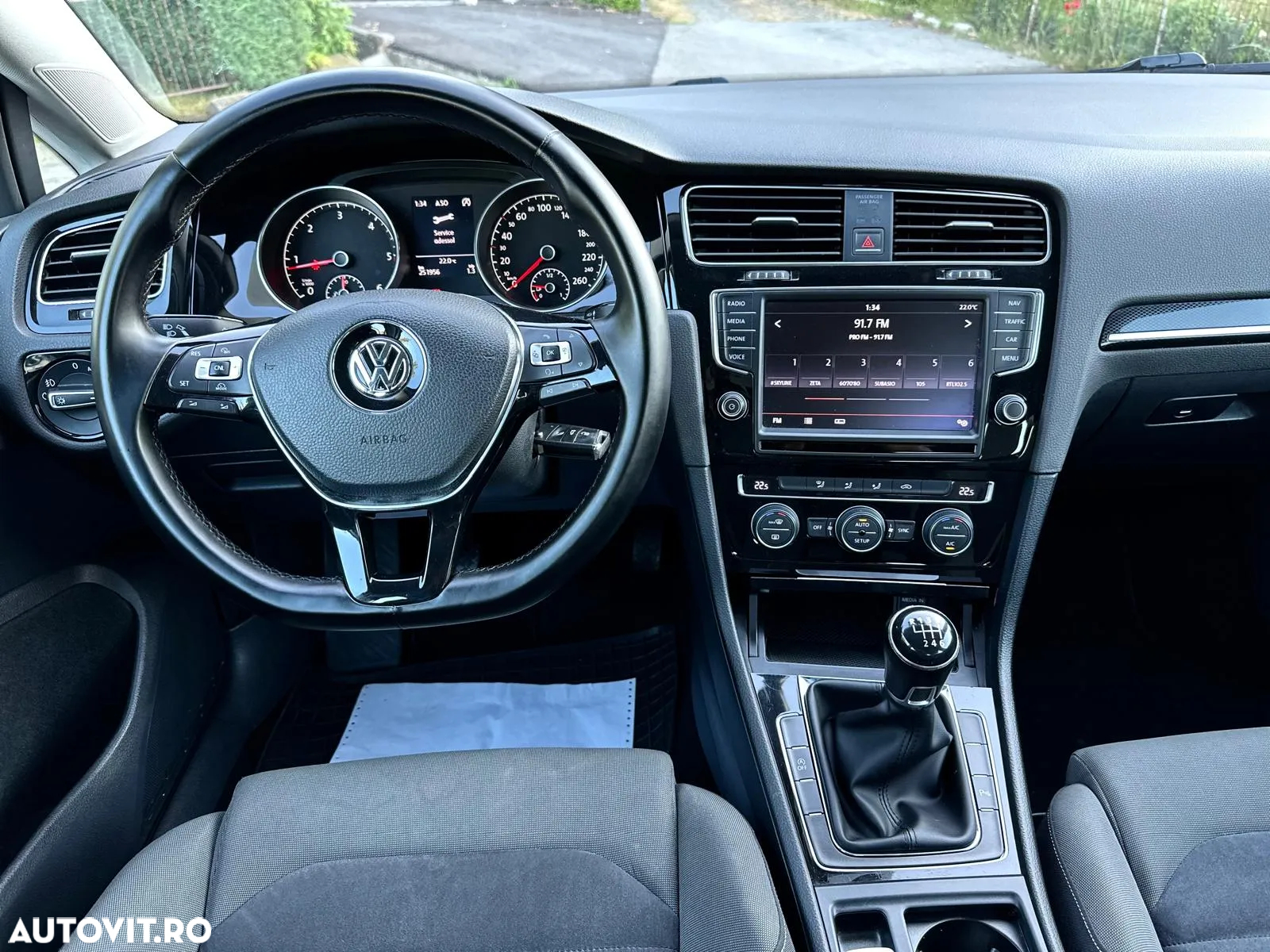 Volkswagen Golf 2.0 TDI (BlueMotion Technology) Highline - 2