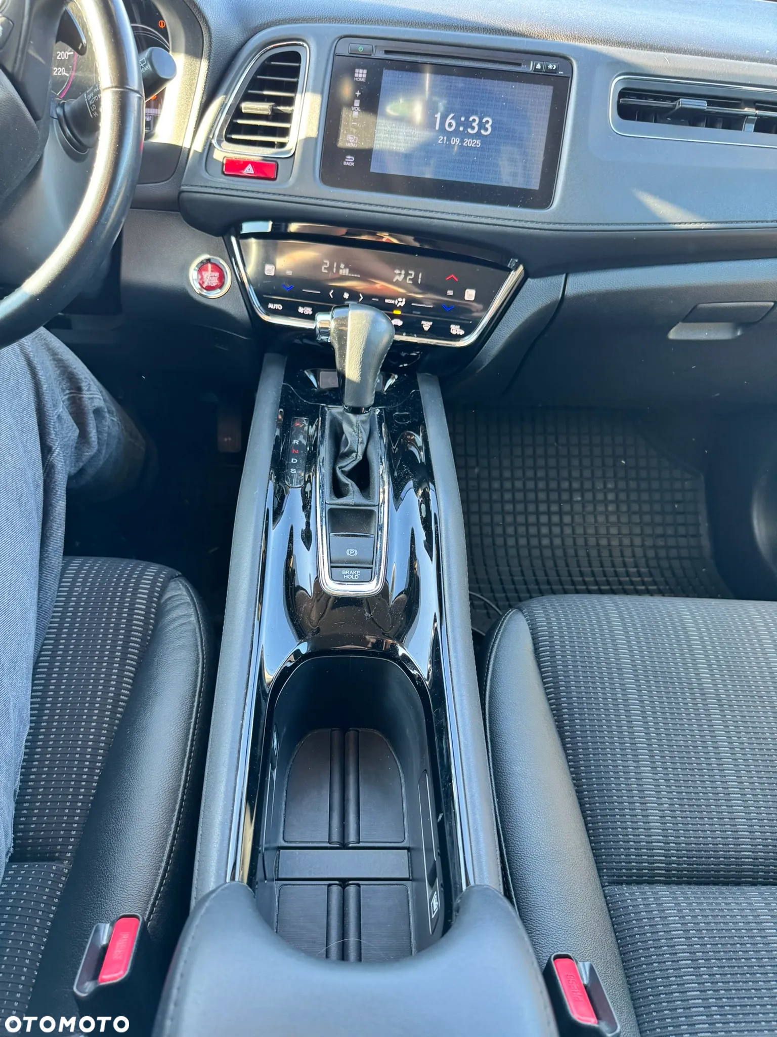 Honda HR-V 1.5 Executive (ADAS) CVT - 15