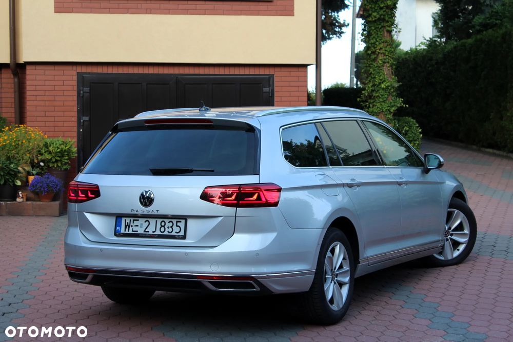 Volkswagen Passat - 6