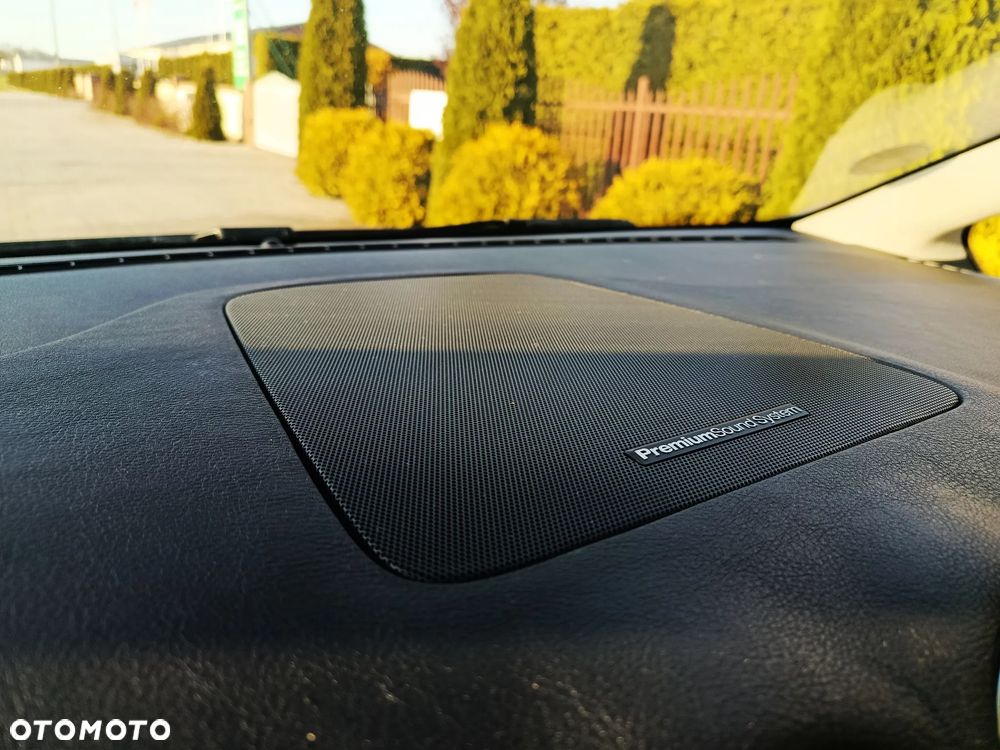 Ford S-Max 2.0 TDCi DPF Trend - 23