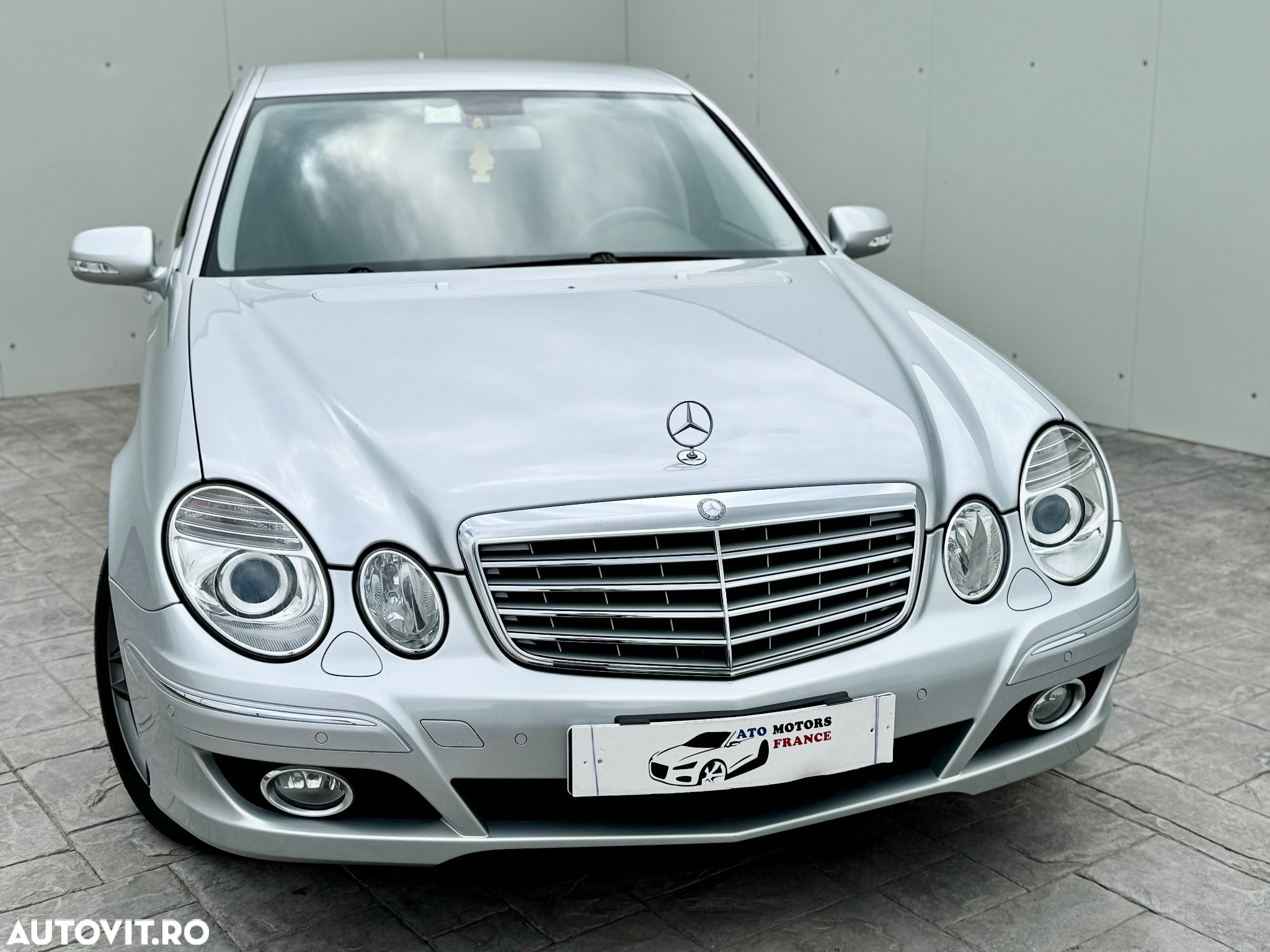 Mercedes-Benz E - 15