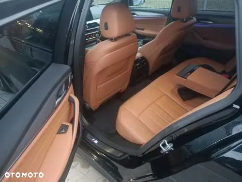 BMW Seria 5 530d xDrive Sport Line - 10