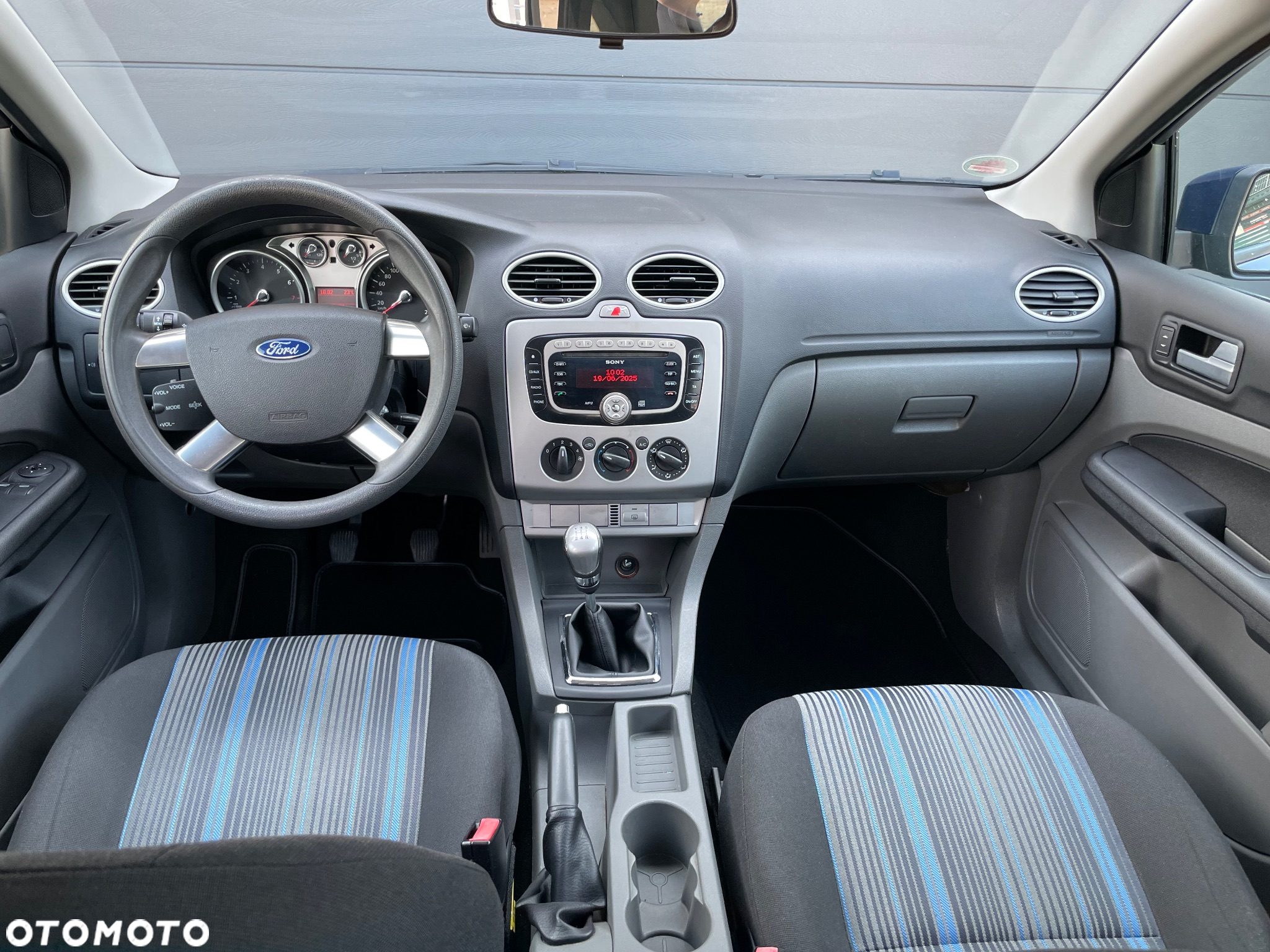 Ford Focus 1.6 16V Ghia - 16