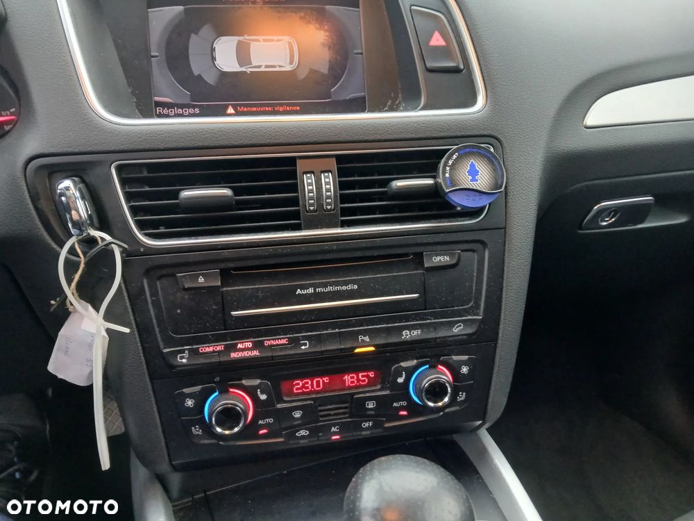 Audi Q5 3.2 FSI Quattro S tronic - 16