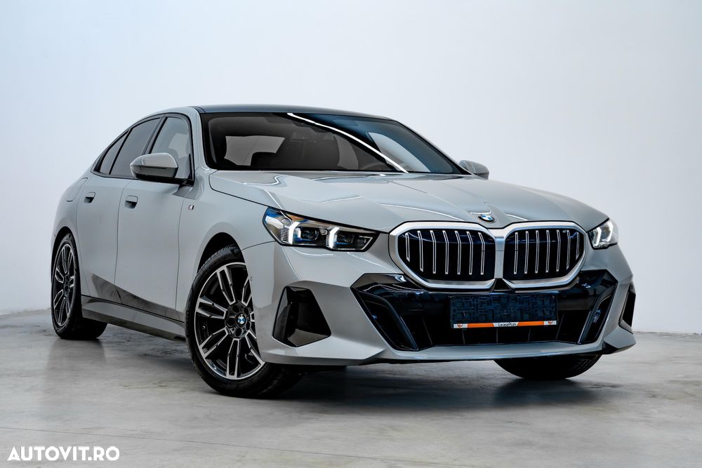 BMW Seria 5 520i AT MHEV - 16