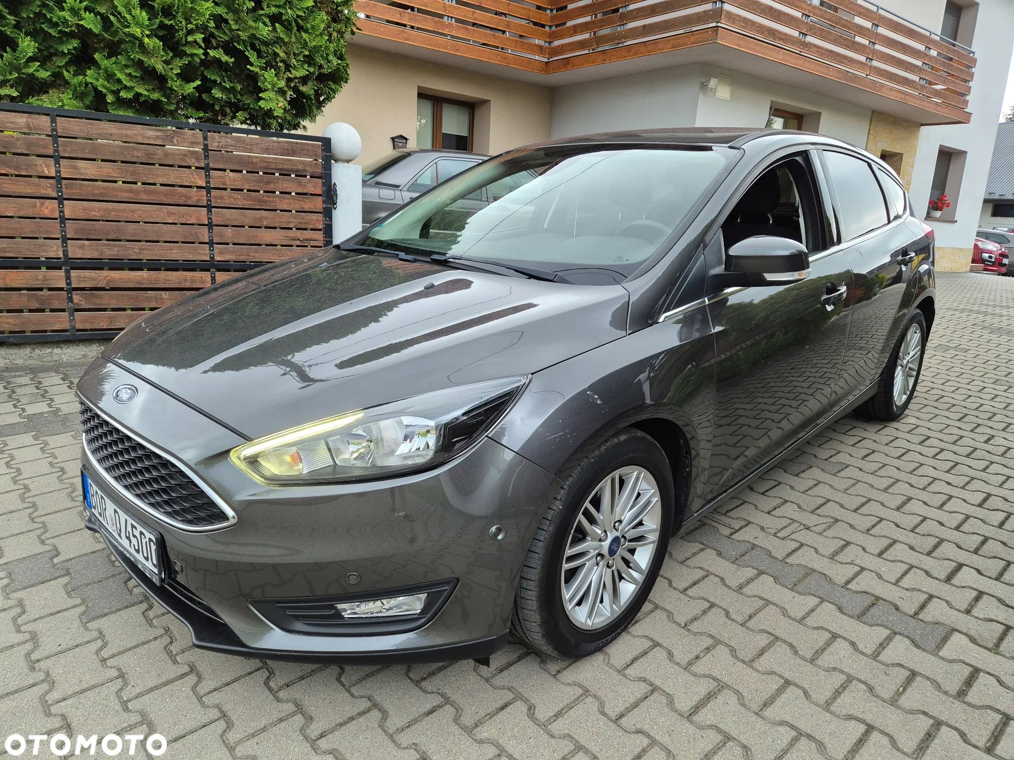 Ford Focus 1.0 EcoBoost Start-Stopp-System TITANIUM STYLE - 1