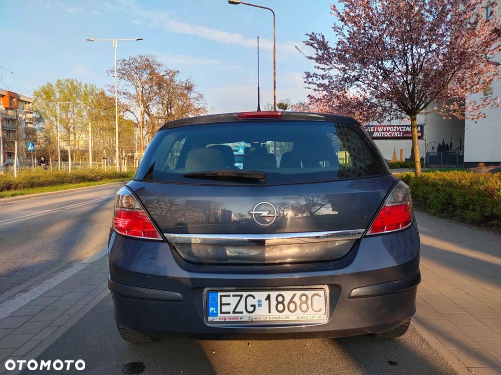 Opel Astra 1.4 - 5