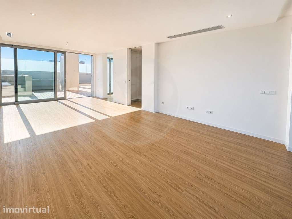 Penthouse T3 Nova em 1ª Linha de Mar em Vila do Conde - Grande imagem: 3/30