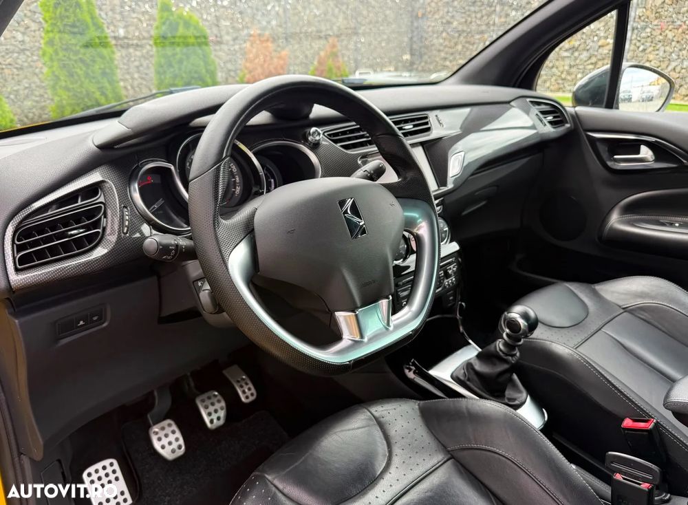 Citroën DS3 e-HDi 115 FAP Ultra-Prestige - 16