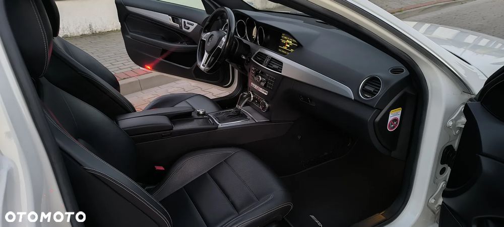 Mercedes-Benz Klasa C 250 Sport 7G-TRONIC - 27