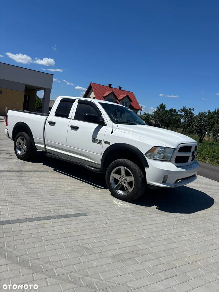 Dodge RAM 1500 5.7 4x4 - 14