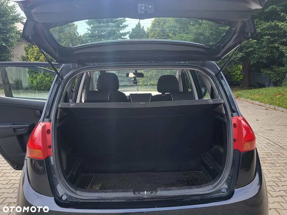 Kia Venga 1.4 S - 21
