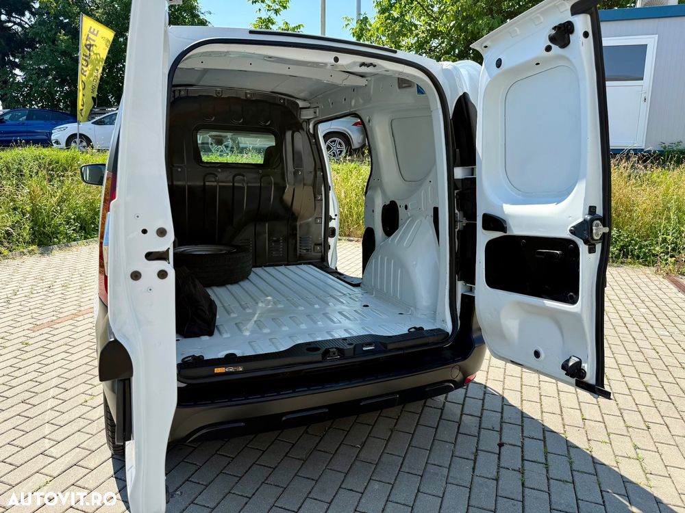 RENAULT Express 2022 — imagine 16