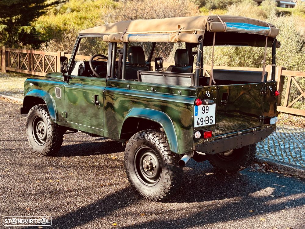 Land Rover Defender 90 2.5 TD5 Metal Top - 8