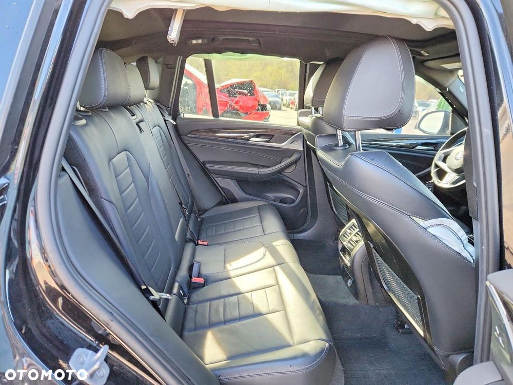 BMW X3 xDrive30i xLine - 11