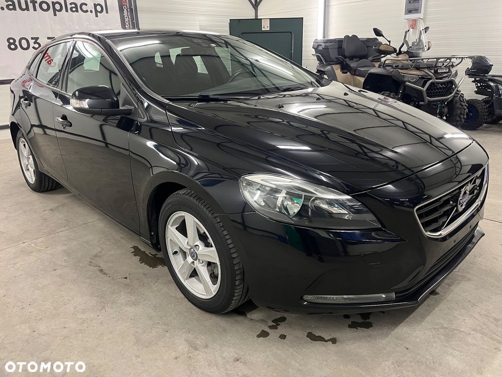Volvo V40 D2 - 25