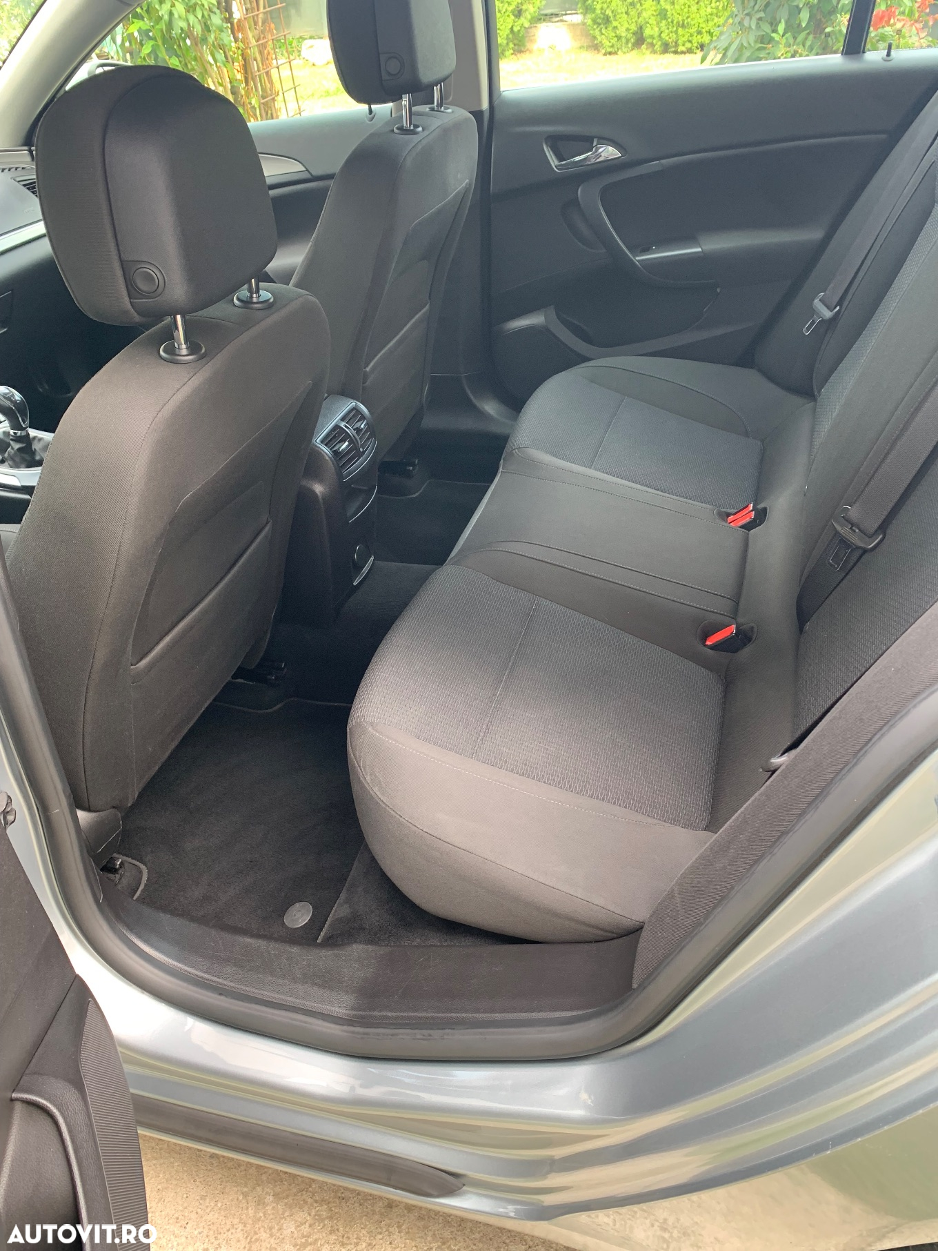 Opel Insignia - 13