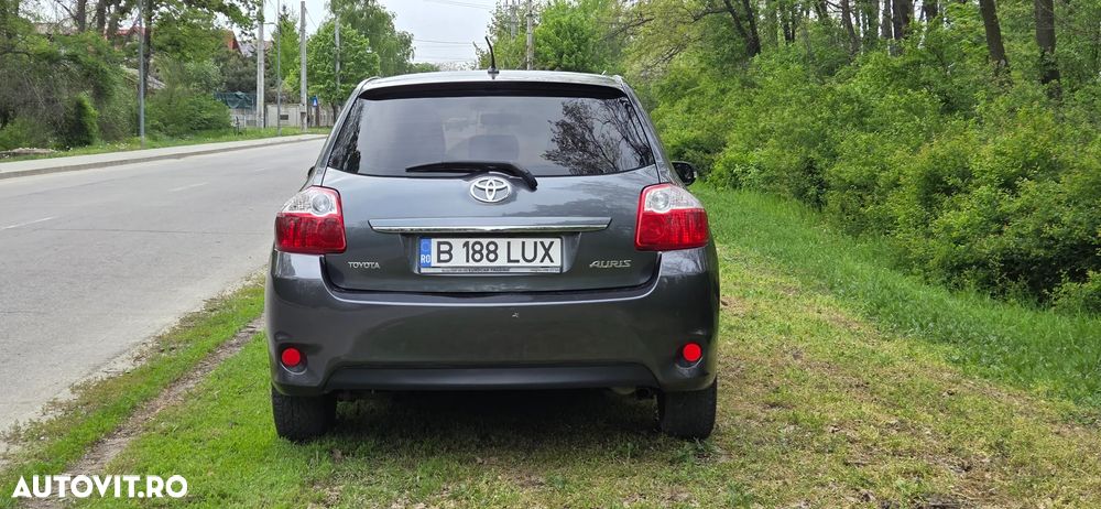 Toyota Auris 1.3 Dual VVT-i Terra - 6