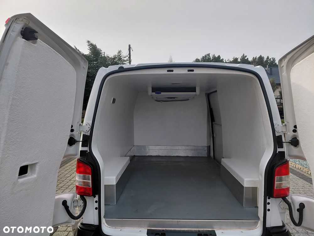 Volkswagen Transporter L2H1 * 2.0 TDI * - 12