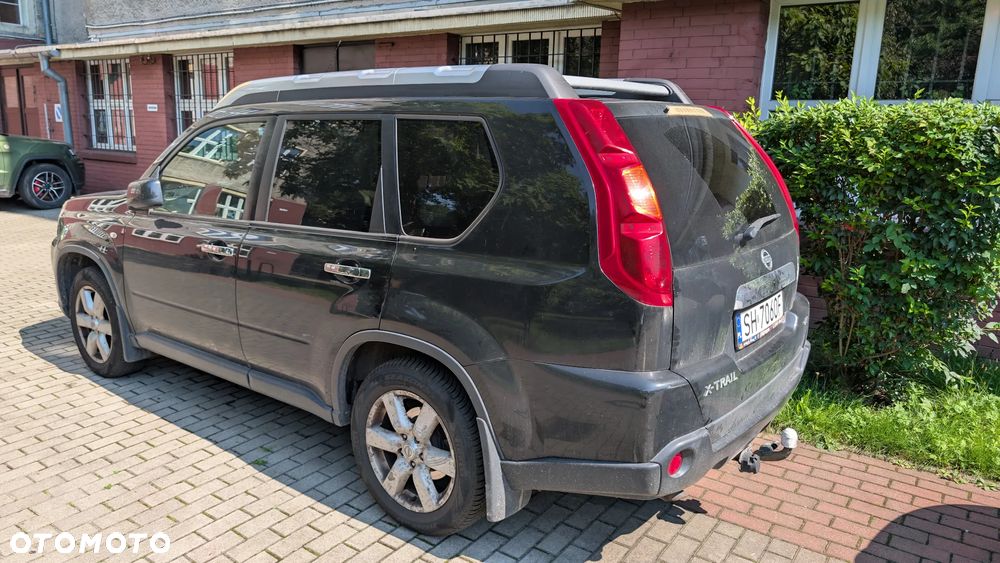 Nissan X-Trail 2.0 dCi LE - 2