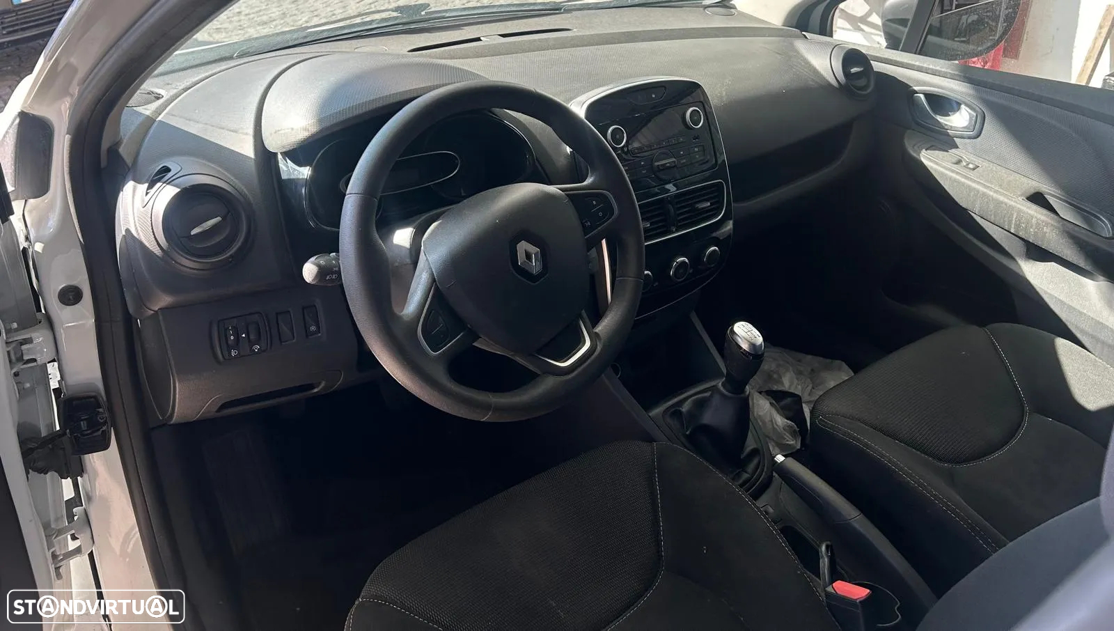 Renault Clio IV (2018) - Lote de Peças - 5
