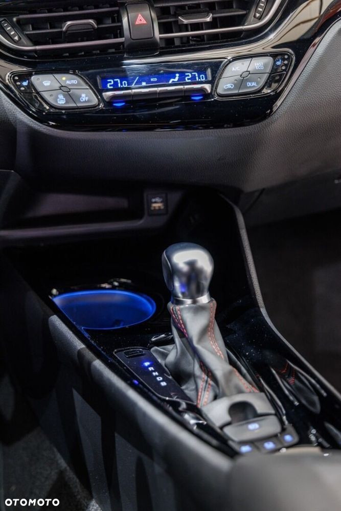 Toyota C-HR - 23