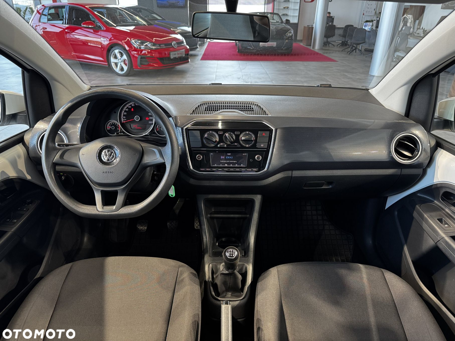 Volkswagen up! - 16
