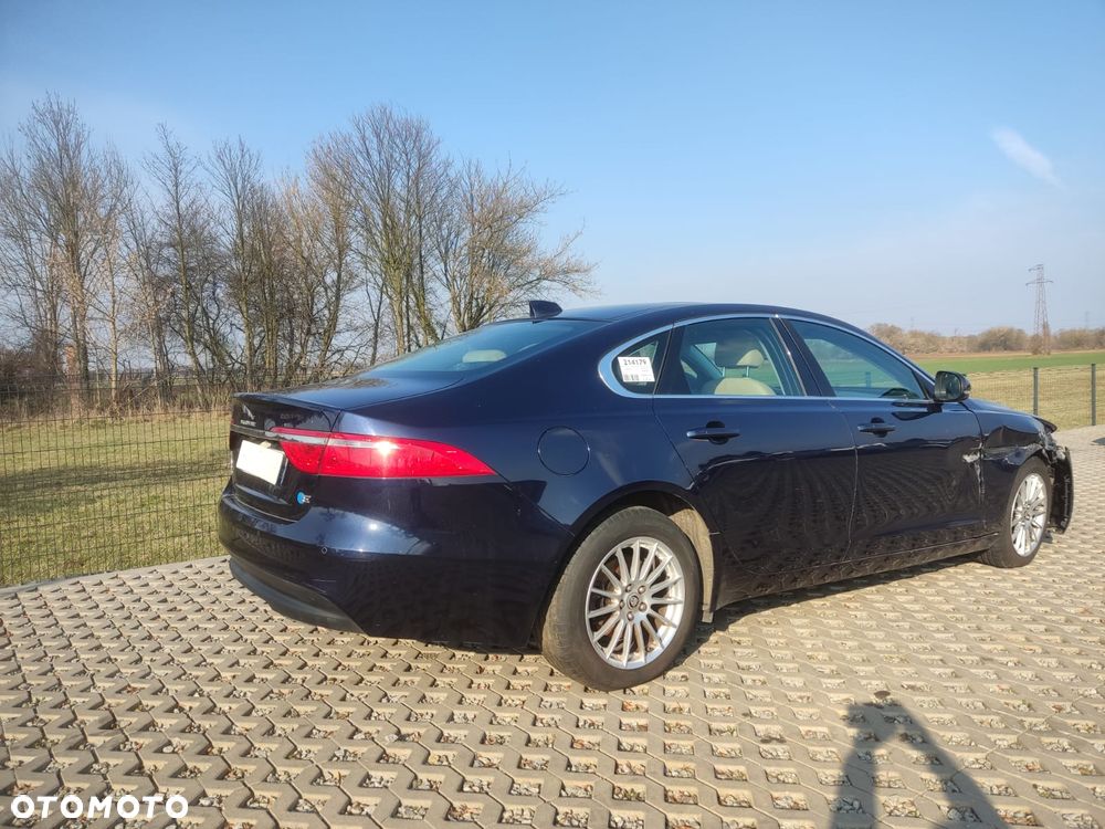 Jaguar XF E-Performance Prestige - 10