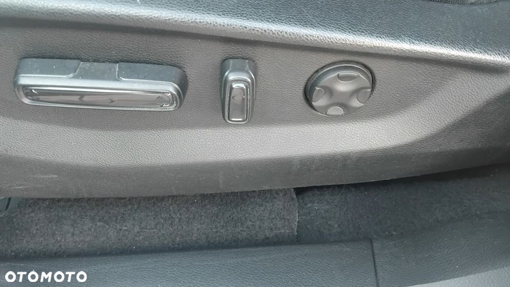 Honda CR-V 1.5 Executive (Honda Connect+) CVT - 22