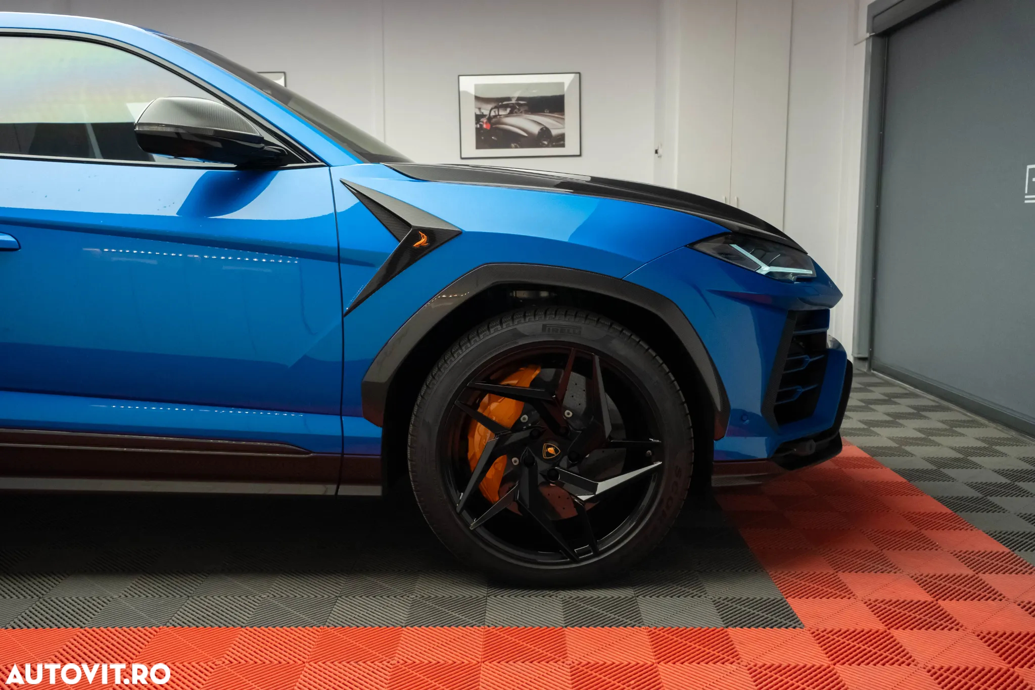 Lamborghini URUS - 11