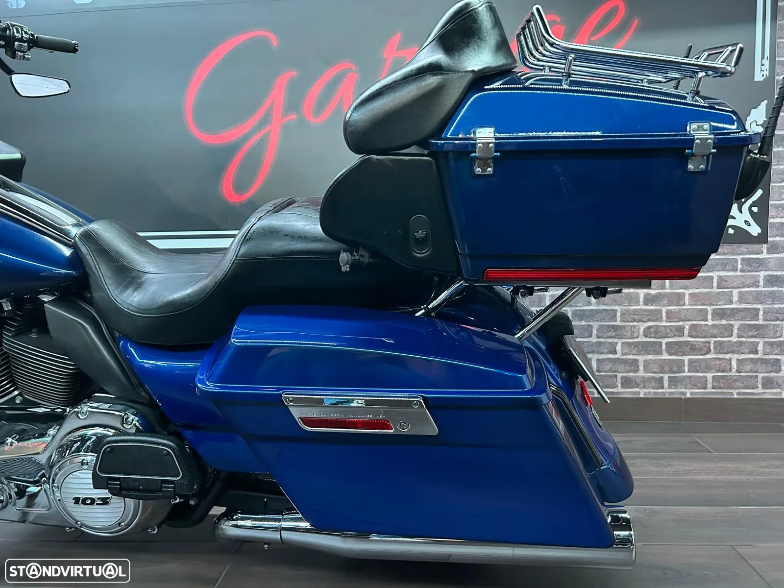 Harley-Davidson FLHTCU ROAD GLIDE - 17