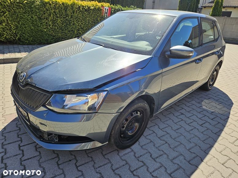 Skoda Fabia - 4