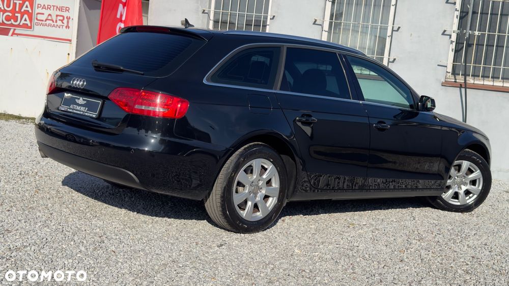 Audi A4 Avant - 10
