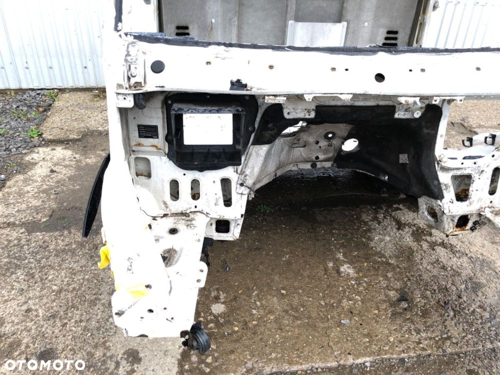 KABINA  IVECO DAILY VI Platforma / podwozie 2014 - 2022 35S15, 35C15, 40C15, 50C15, 60C15, 65C15, - 3