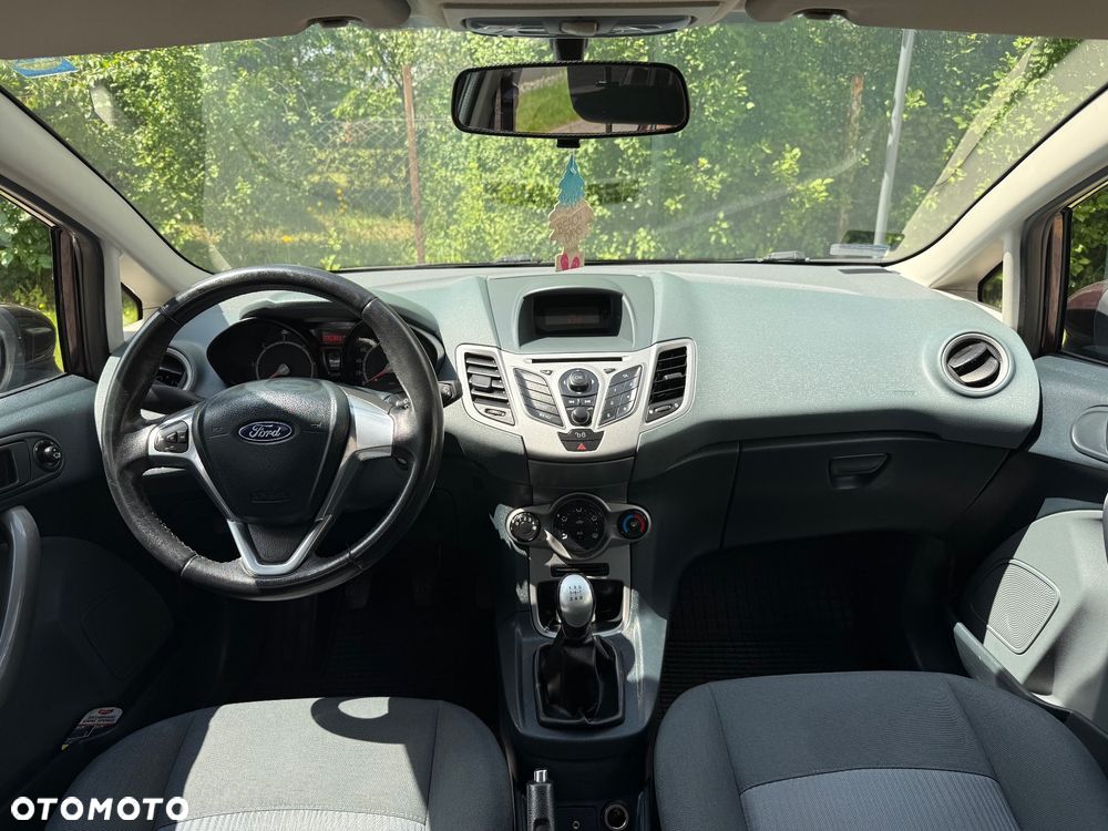 Ford Fiesta 1.6 TDCi DPF Silver X plus (SVP) - 8