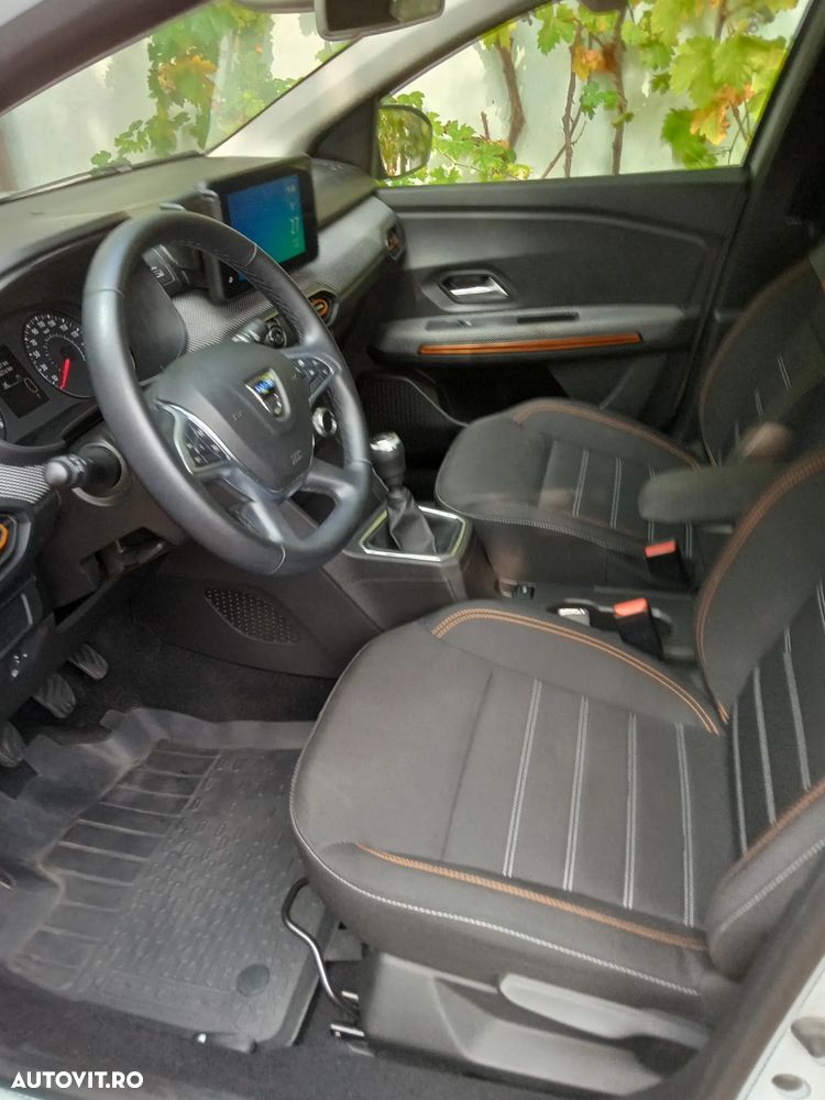 Dacia Sandero Stepway TCe 90 MT6 Comfort - 8