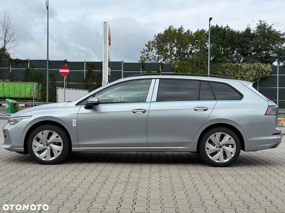 Volkswagen Golf - 4