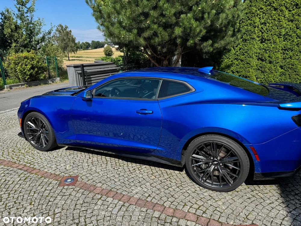 Chevrolet Camaro - 2